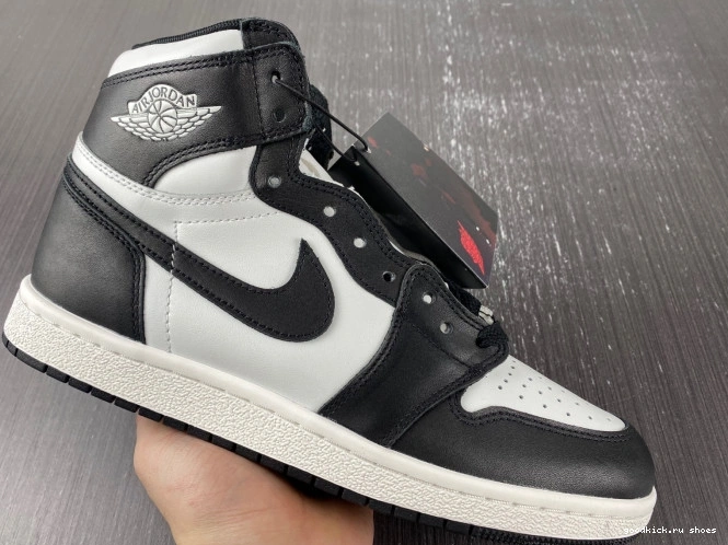 Cheap BQ4422-001 85 1 Jordan Retro White Black (2023) High 0824